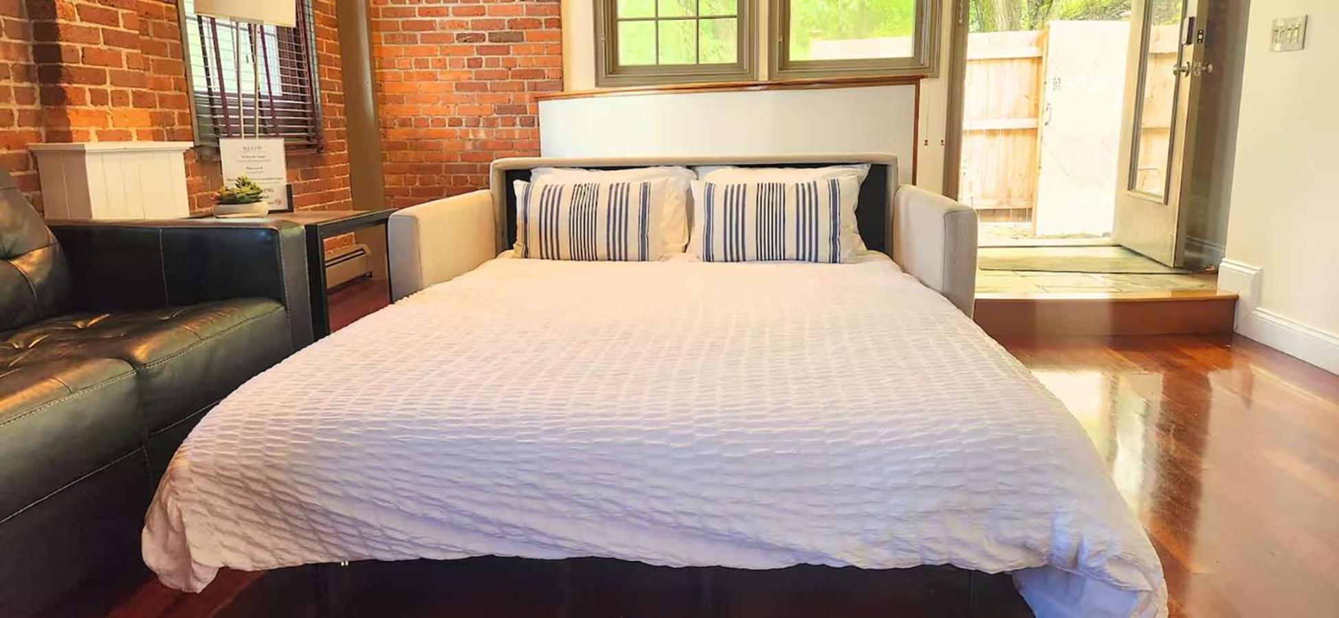Jennifer'S Riverfront Foundry Apartment Downtown Providence Eksteriør billede